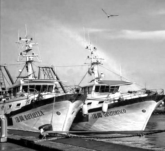 278i-Porto Garibaldi dopo un temporale rispunta il sole con l'arcobaleno..jpg